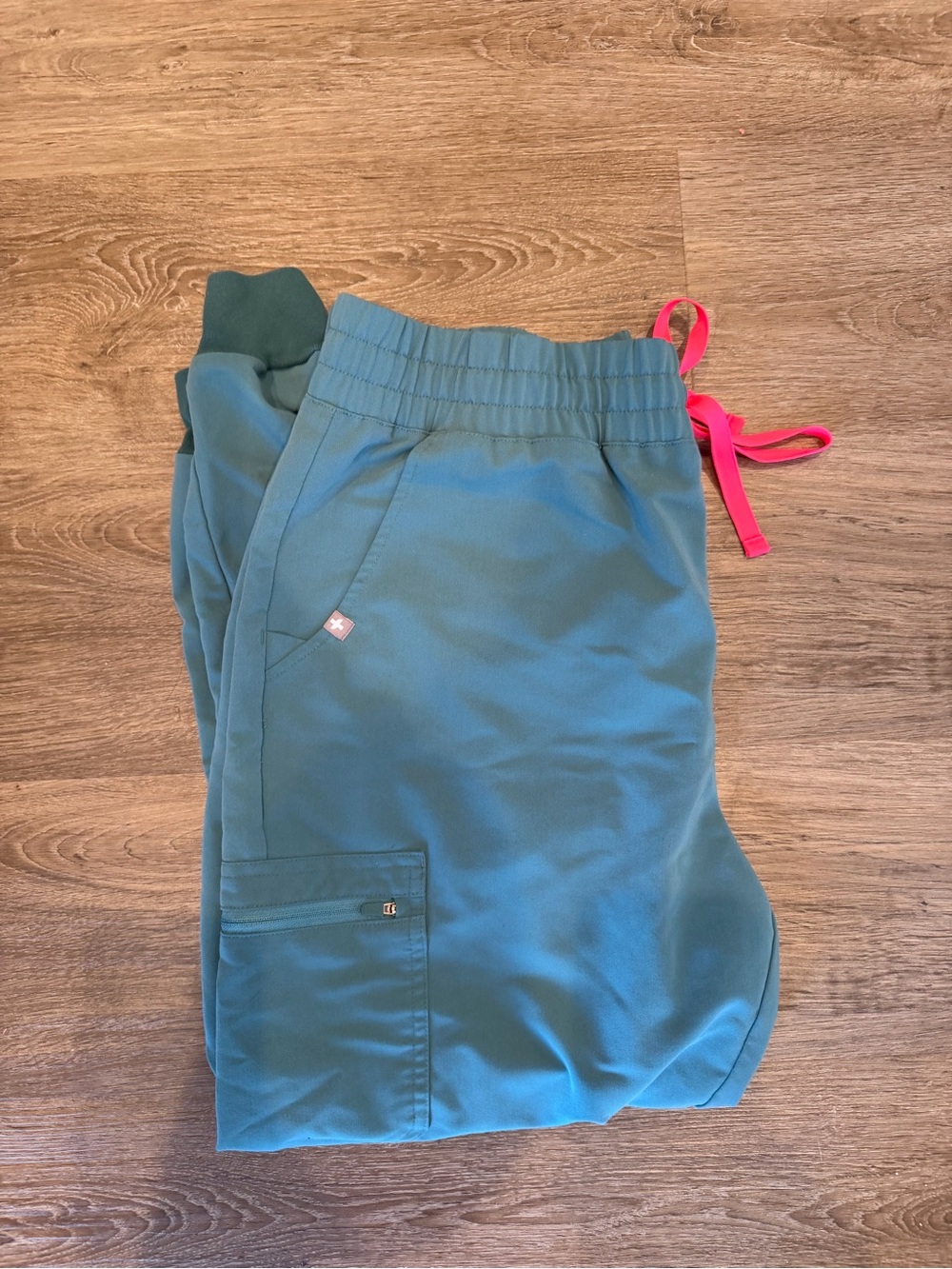 figs joggers